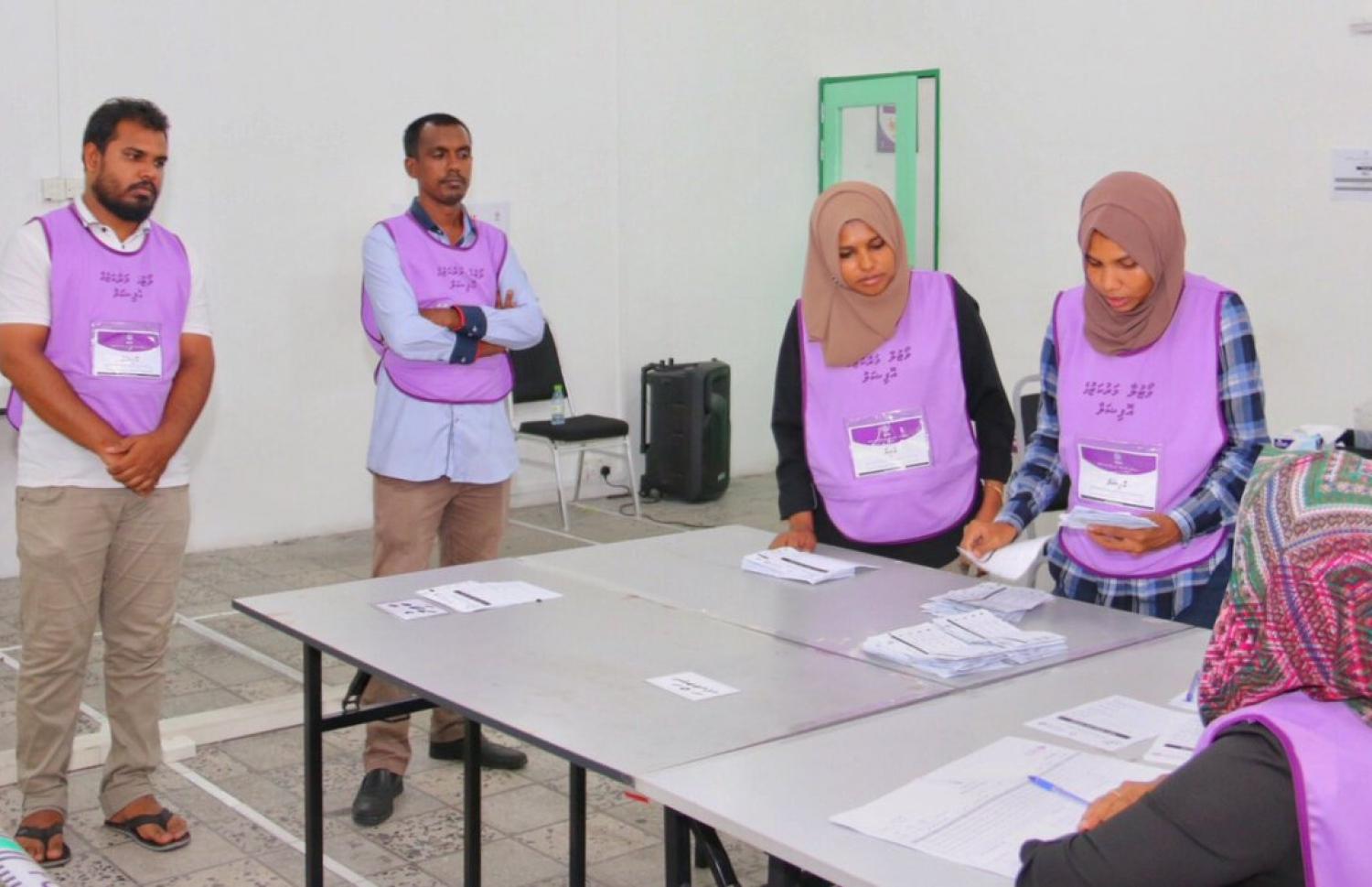 ކޮވިޑް19 އާ ގުޅިގެން އެކަހެރިކޮށްފައިވާ ފަރާތްތަކަށް ވޯޓު ދިނުމުގެ ހުއްދަ ދީފި 