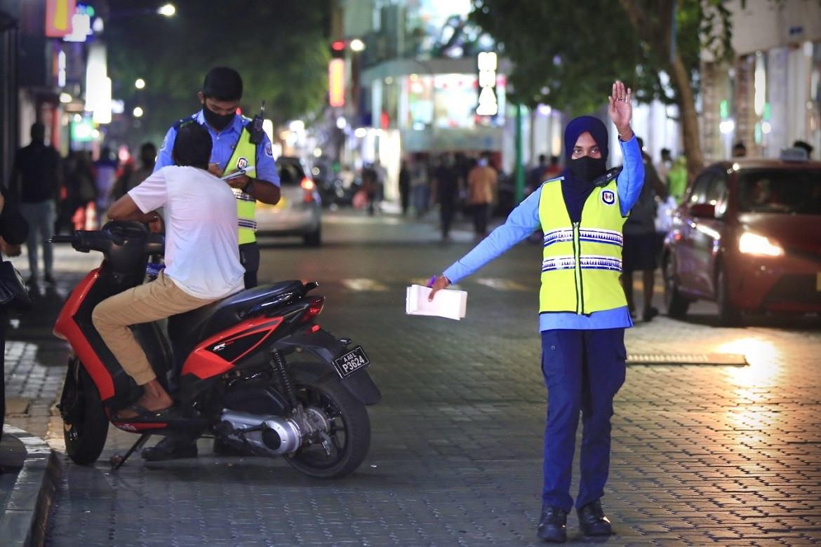 މާލެ ސަރަހައްދުގެ ކާފިއު އުވާލައި ލުއިތަކެއް ދީފި
