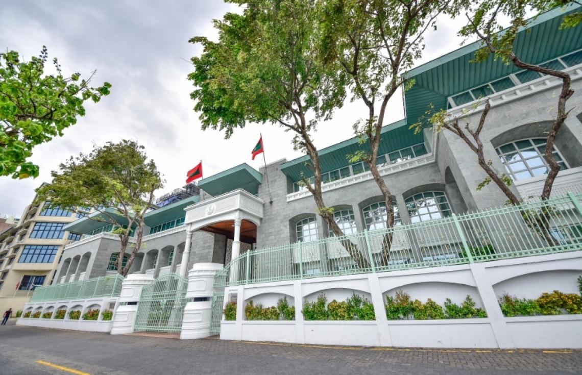 ދިވެހި ސަރުކާރުގެ ގެޒެޓް ޑައުންވެއްޖެ