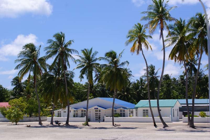 ރަތަފަންދޫ މަގުމަތިން ފެނުނު 100 ރުފިޔާގެ ވެރިފަރާތެއް ހޯދަނީ