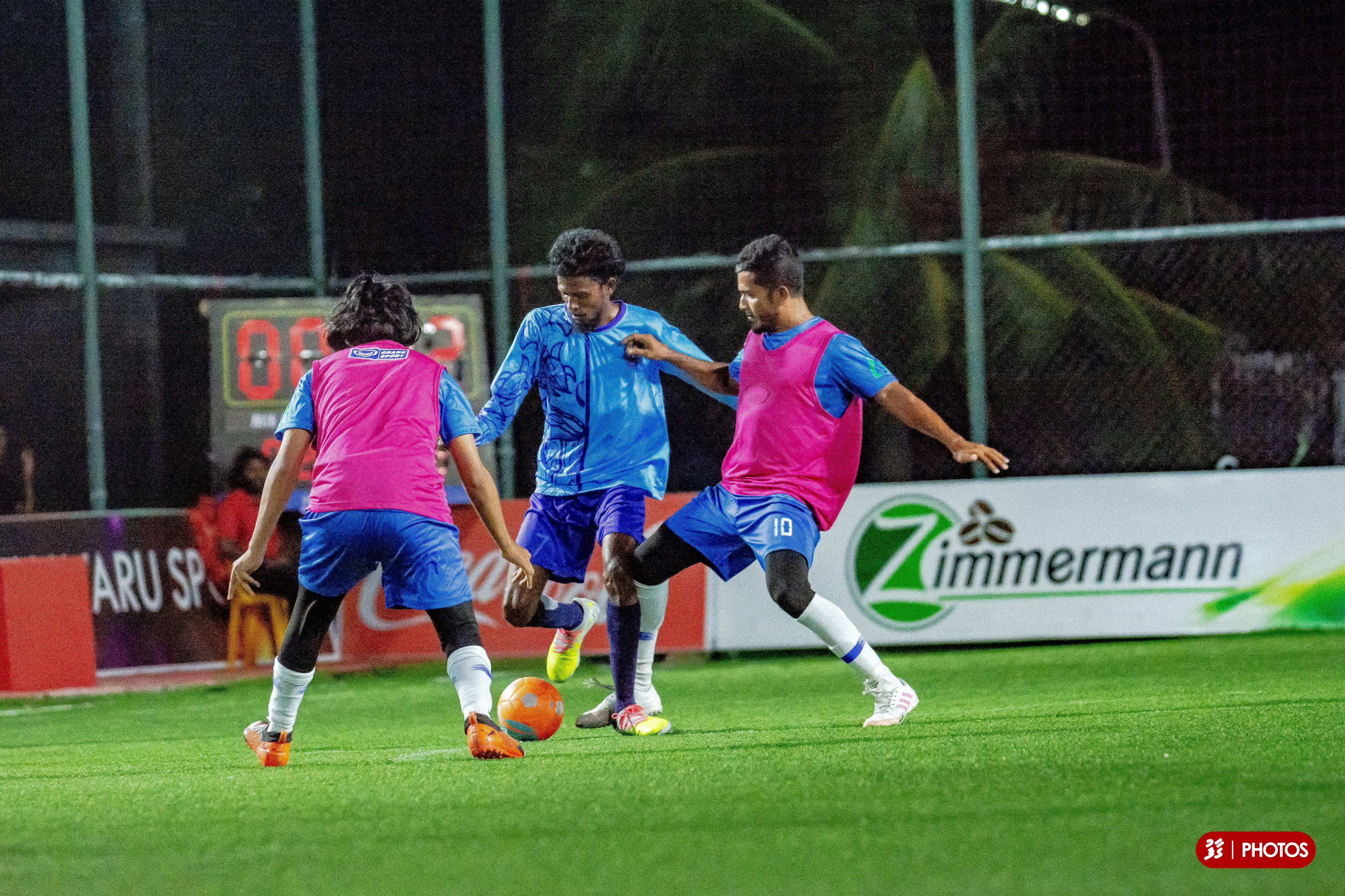 ތިނަދޫ ކައުންސިލް ހަަވަރު އޮފީސް ފުޓްސަލް މުބާރާތް 2021: އެމްއައިބީ- އެމްއެންޔޫގެ މައްޗަށް ކުރިހޯދައި ޕަބްލިކްވޯކްސް ކުއާޓާއަށް