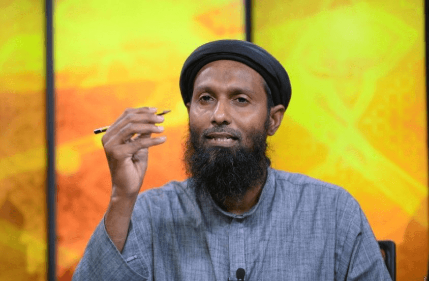 އަލީ ރަމީޒުގެ އިންޒާރާއެކު ޑާކް ރެއިނުން މާފަށްއެދިއްޖެ
