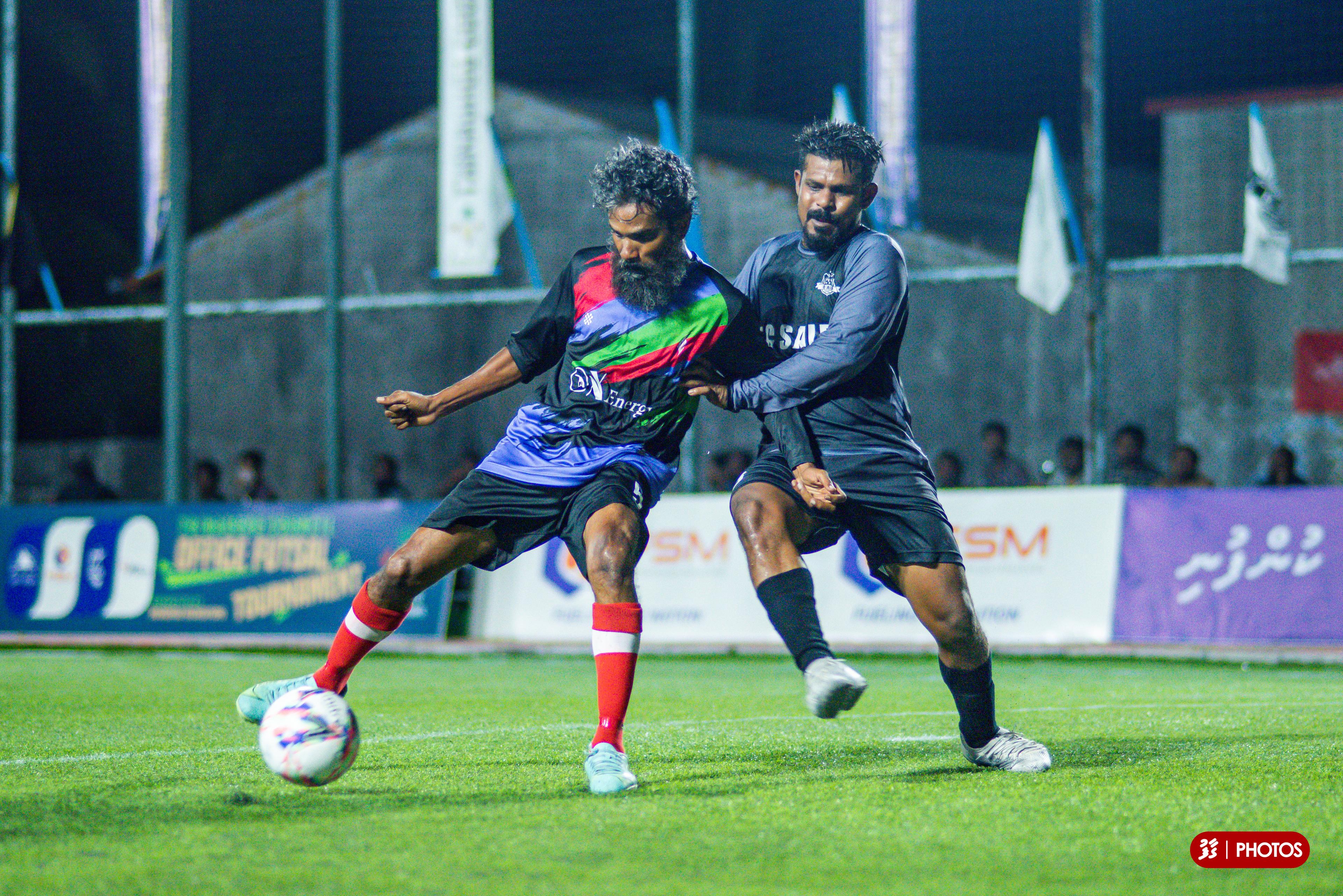 ފެނަކައިން އެފްސީ ސައިޑްގެ މައްޗަށް ކުރި ހޯދައިފި