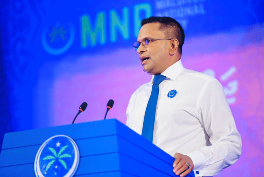 ގުރައިދޫ ދާއިރާގެ ބައި-އިލެކްޝަން ކާމިޔާބުކުރެއްވި އެމްޑީޕީ ކެނޑިޑޭޓަށް އެމްއެންޕީން މަރުހަބާ ދަންނަވައިފި