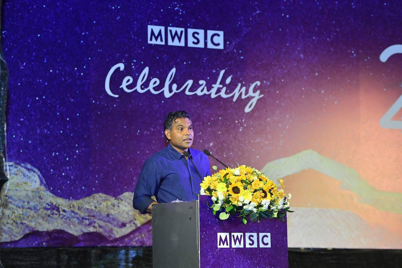 ރައްޔިތުން ބޭނުންވާ ކަންތައް ކޮށްދިނުމުގައި މިސަރުކާރުން ކުޑަ ރަށެއް ބޮޑު ރަށެއް ނުބަލާނެ - ފައިސަލް