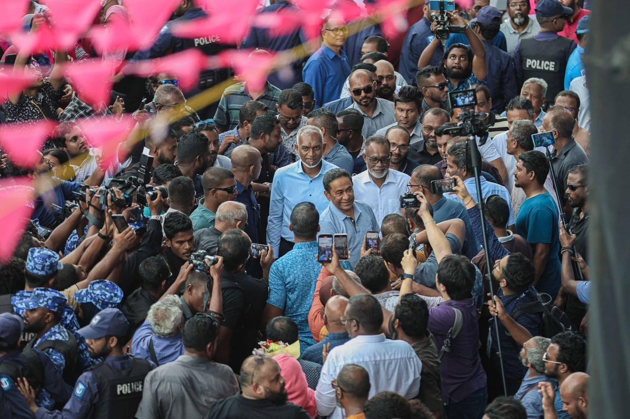މުއިއްޒު ހުވާ ކުރާ ޖަލްސާގައި ޔާމީން ބައިވެރިނުވާނެ!