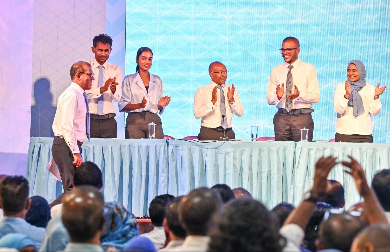 މަޖިލިސް އިންތިޚާބުގައި ދަ ޑިމޮކްރެޓްސްގެ ފަރާތުން 41 ދާއިރާއަކަށް ވާދަކުރަނީ