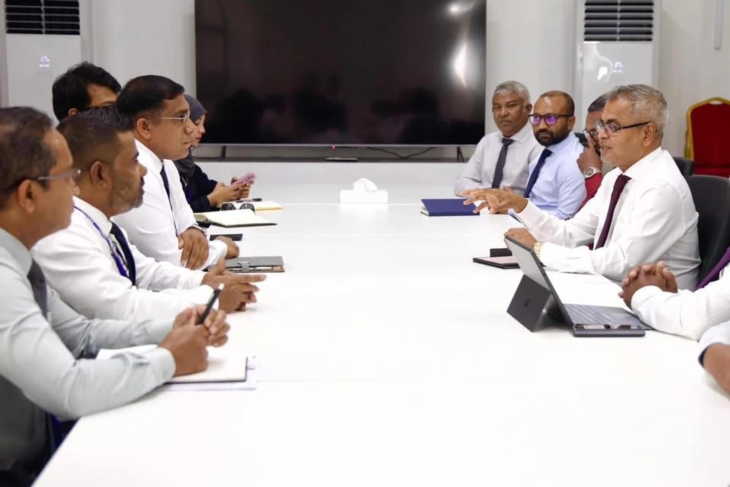 ފެނަކައިން ދެމުންގެންދާ ޚިދުމަތްތައް އިތުރަށް ހަރުދަނާ ކުރުމަށް މަޝްވަރާކޮށްފި