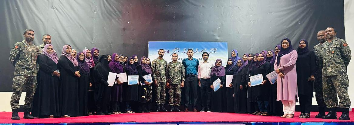 ތިނަދޫ ޑަބްލިއުޑީސީއިން ސިފައިންނާއި ގުޅިގެން އެރަށުގައި  މޫދު ކަސްރަތު ޕްރޮގްރާމެއް ކުރިއަށް ގެންގޮސްފި