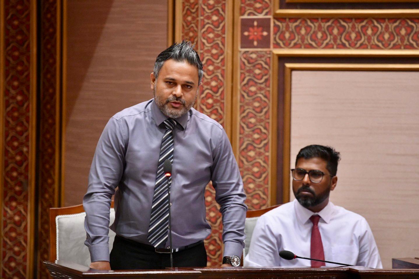 ކުރީ ސަރުކާރުން 25 ރުފިޔާގެ ރޭޓުން މަސްވެރިންނަށް އެއްވެސް ފައިސާްއެއް ދޫކޮށްފައިނުވޭ - ޝިޔާމް