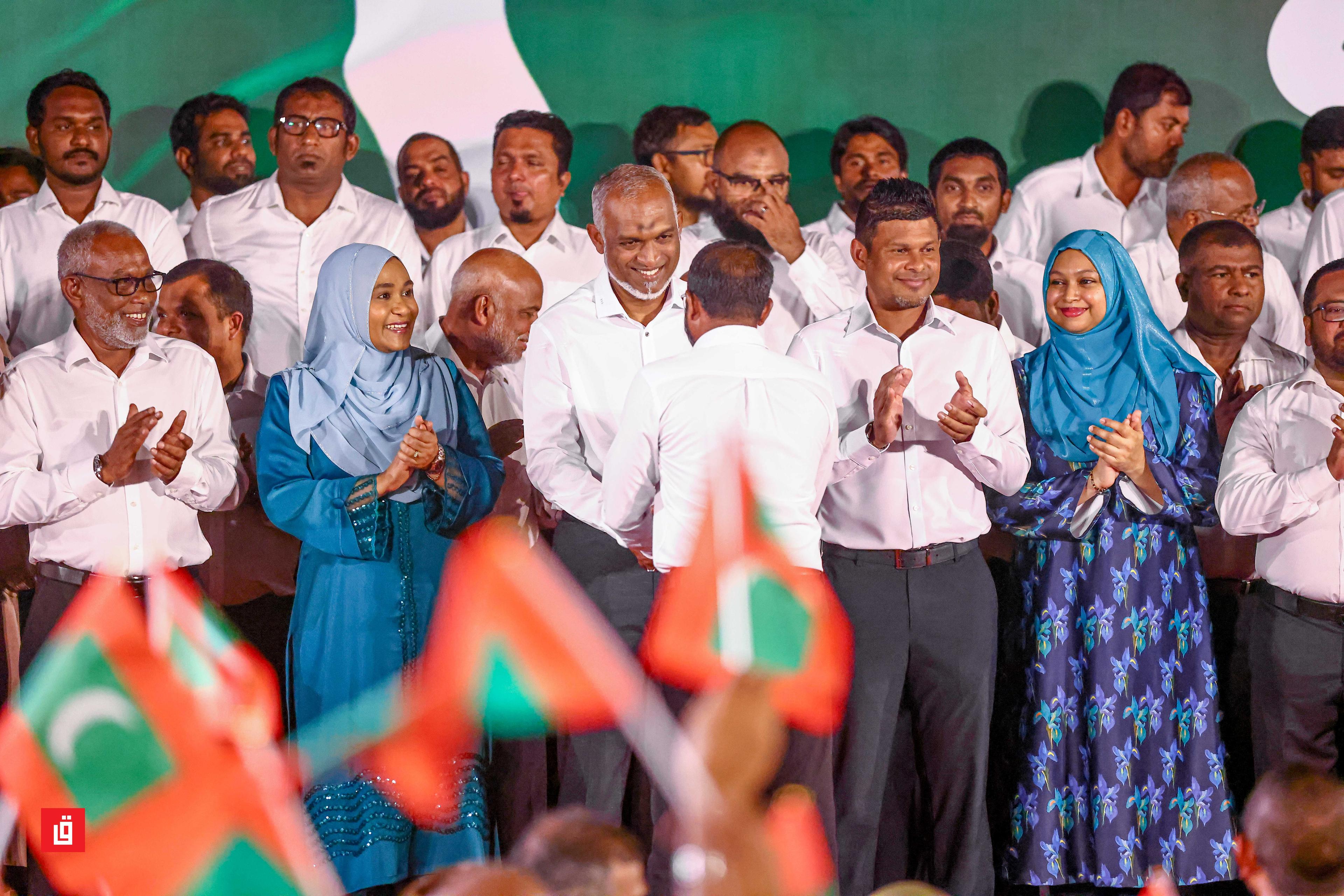 ހުރިހާ ސިޔާސީ ލީޑަރުންވެސް އެކުގައި މަސައްކަތްކުރުމަށް ރައީސް ގޮވާލައްވައިފި