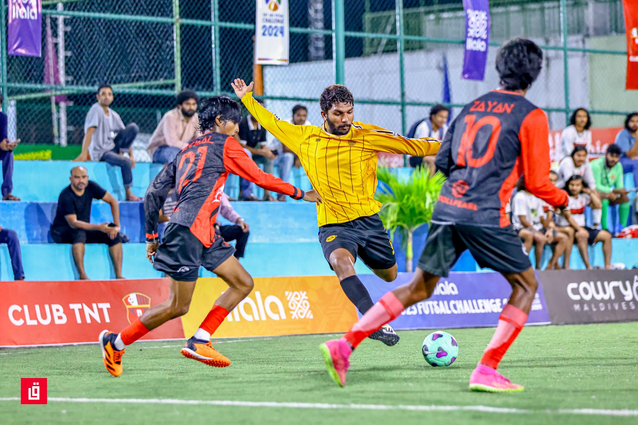 ފަހަތުން އަރައި ބީސްޓް  ބަލިކޮށް ޕާކް ސެމީ ފައިނަލަށް
