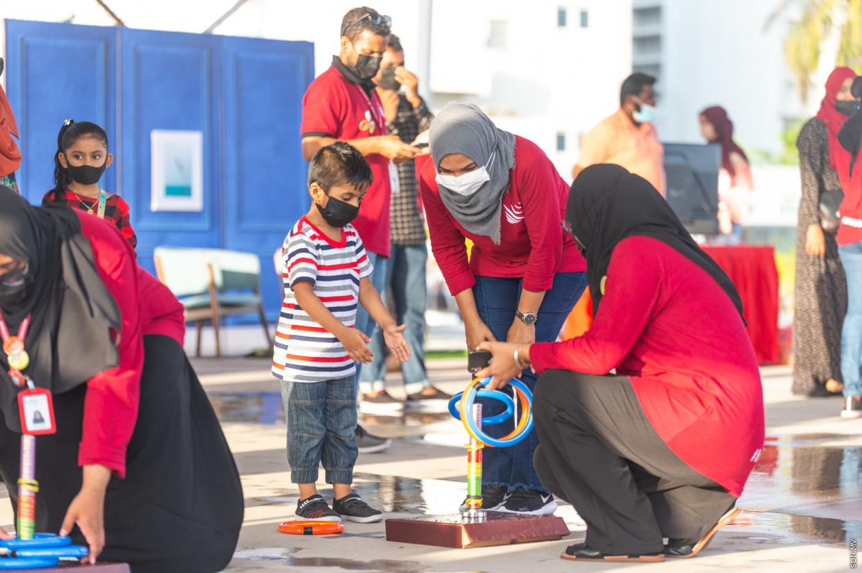 ގިނަ ހަރަކާތްތަކާއި އެކު މާލެ ސިޓީ ކައުންސިލްގެ އާއިލީ ހަވީރު މާދަމާ އާޓިފިޝަލް ބީޗުގައި!