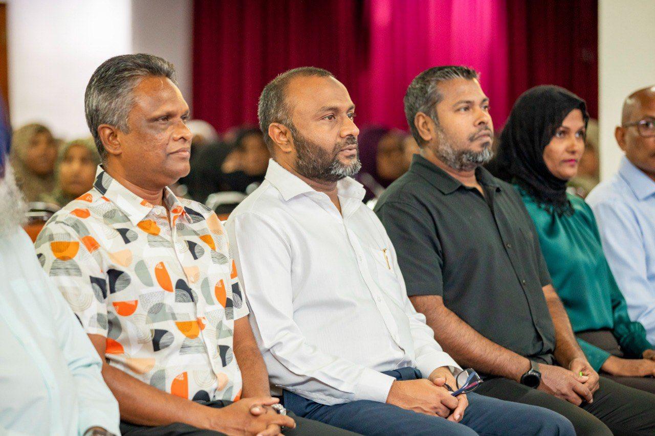 މޭޔަރުގެ އަމާޒު: މާލެ ސަރަހައްދުގެ މިސްކިތްތަކުގައި ފަސް ތަރީގެ ފާހާނާތަކެއް ތަރައްޤީކުރުން!