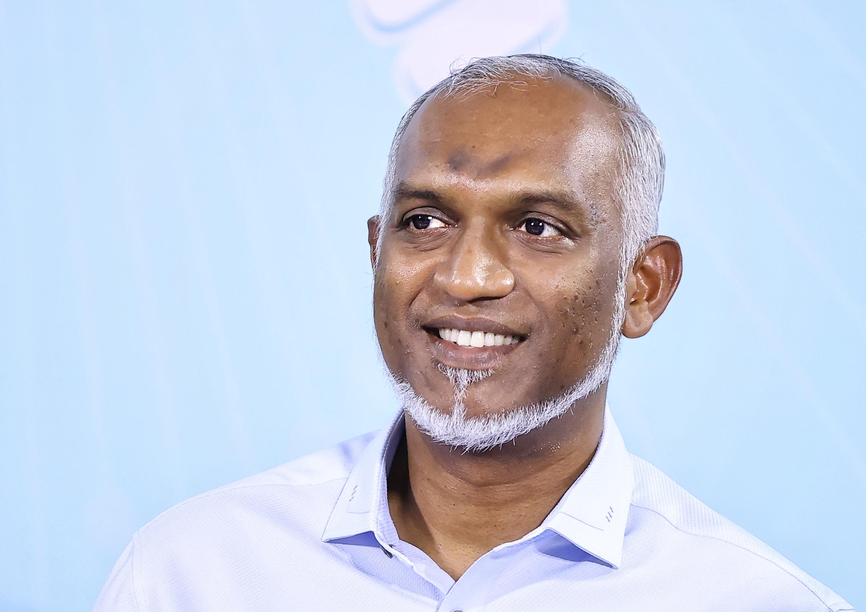 ކަރަންޓު އަގުހެޔޮކުރަން  ރައީސް ނިންމަވައިފި