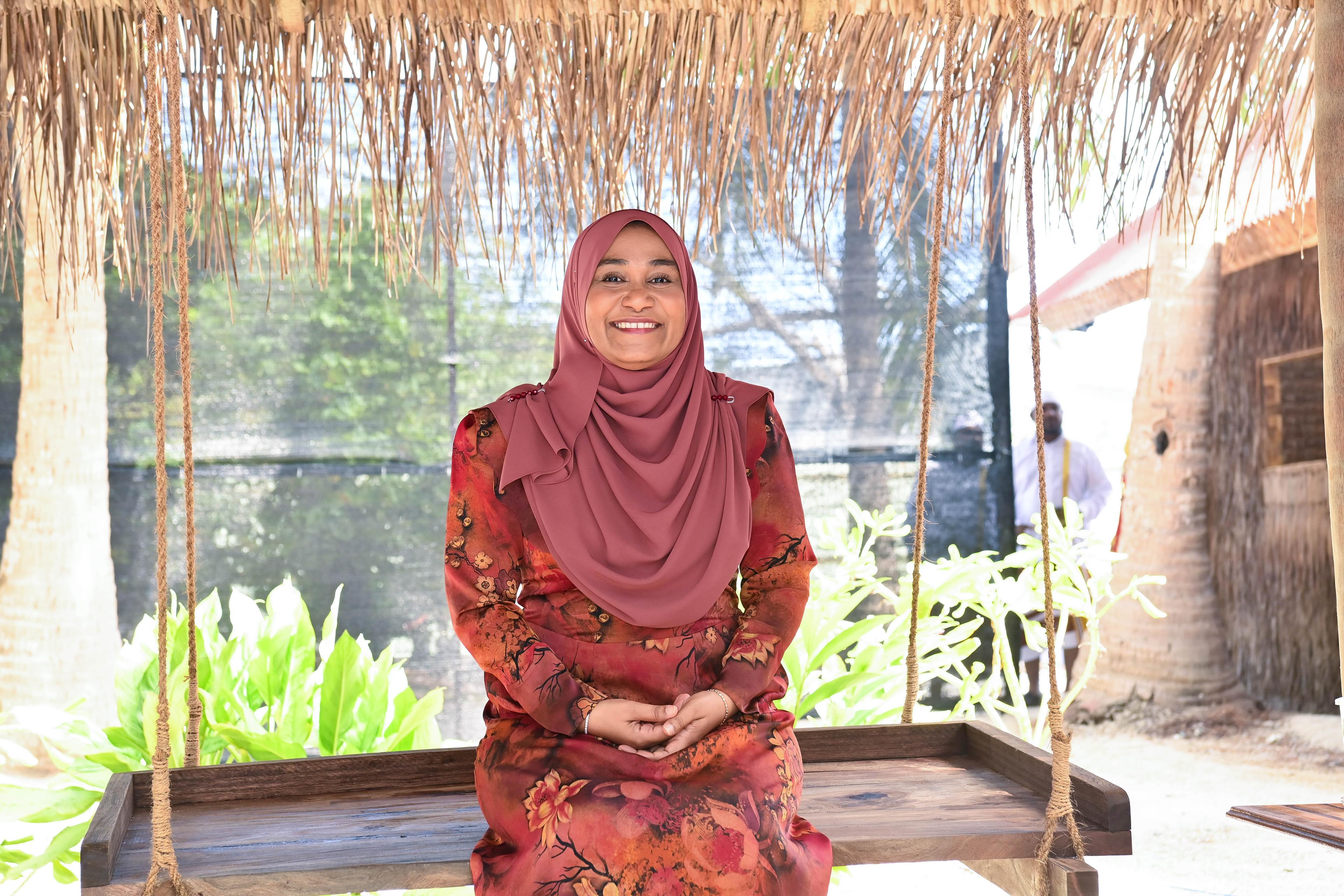 މުޖުތަމަޢުގައި ހުރި ކަންބޮޑުވާ މައްސަލަތަކަށް ޙައްލު ލިބެން އޮތީ ދިވެހި ޤައުމިއްޔަތު އިޢާދަކުރެވިގެން - ފަސްޓް ލޭޑީ