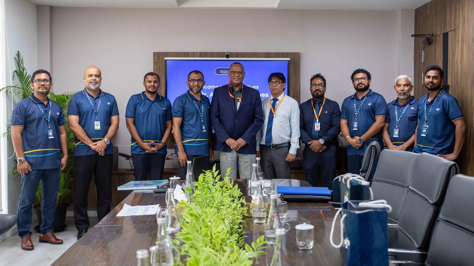 ތަޖުރިބާ ހޯދުމުގެ ދަތުރެއްގައި ސީޝެލްސްގެ ދަތުރުފަތުރާއި ބެހޭ ވުޒާރާގެ ވަފުދެއް ވީއައިއޭއަށް ޒިޔާރަތްކޮށްފި