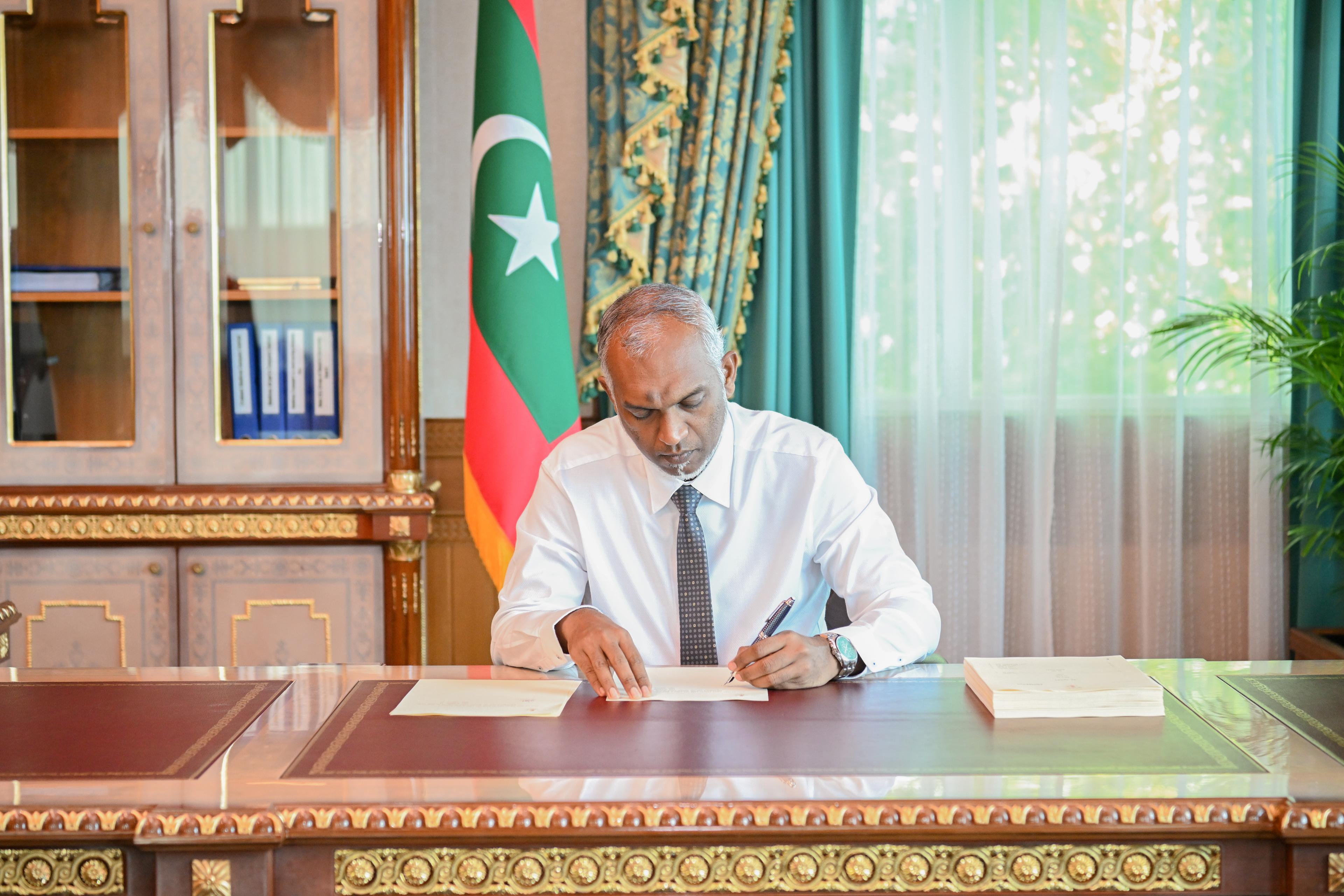 President Dr. Mohamed Muizzu Ratifies First Amendment to Companies Act