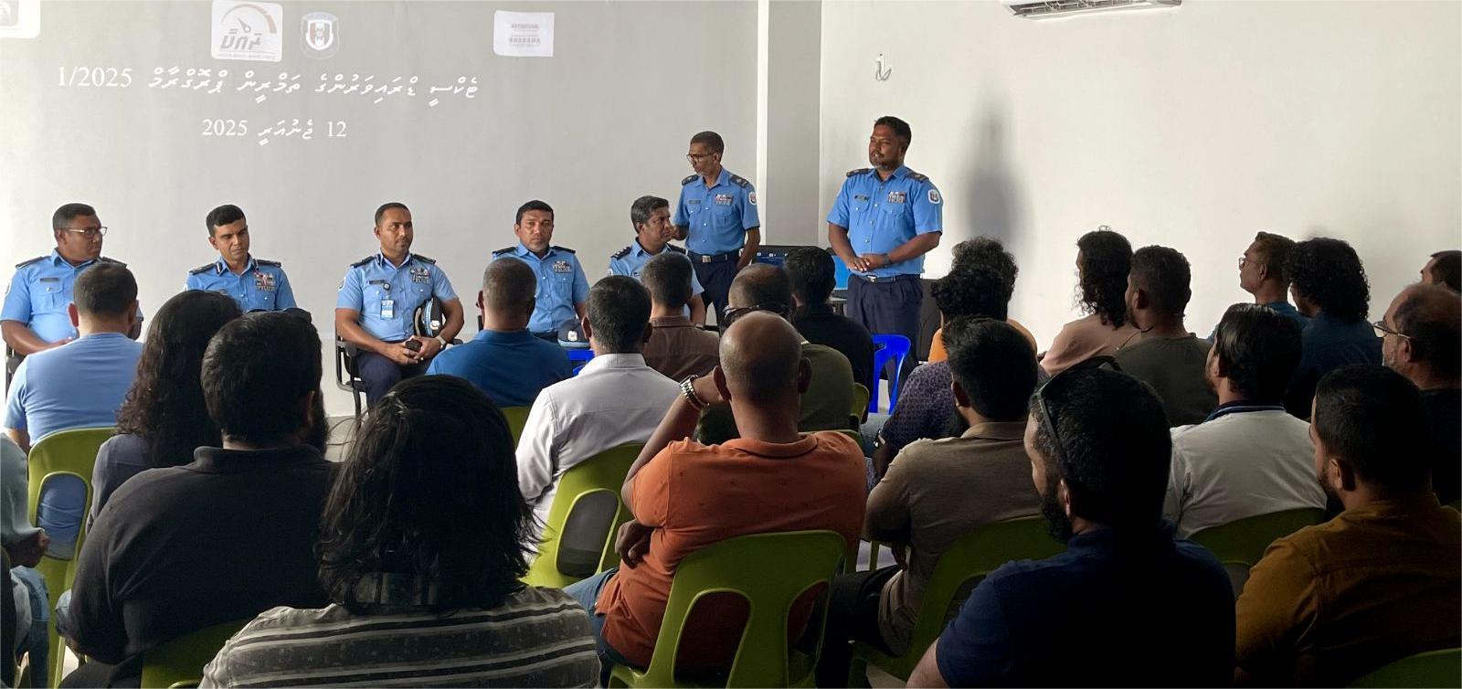 ޓެކްސީ ޑްރައިވަރުން އަމާޒުކޮށްގެން ފުލުހުން ކުރިޔަށްގެންދާ ޚާއްސަ ތަމްރީން ޕްރޮގްރާމު ފަށައިފި