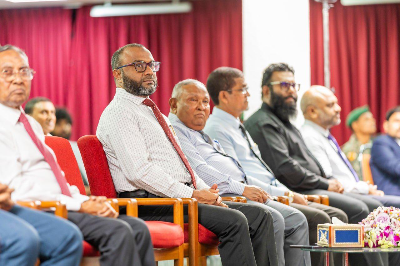 މިސްކިތްތަކުގައި ފަންޑުފޮށި ބެހެއްޓުމާއި ގުޅޭ ކަންކަން ރެގިއުލޭޓުކުރާނެ ޤަވާއިދެއް ހަދަނީ