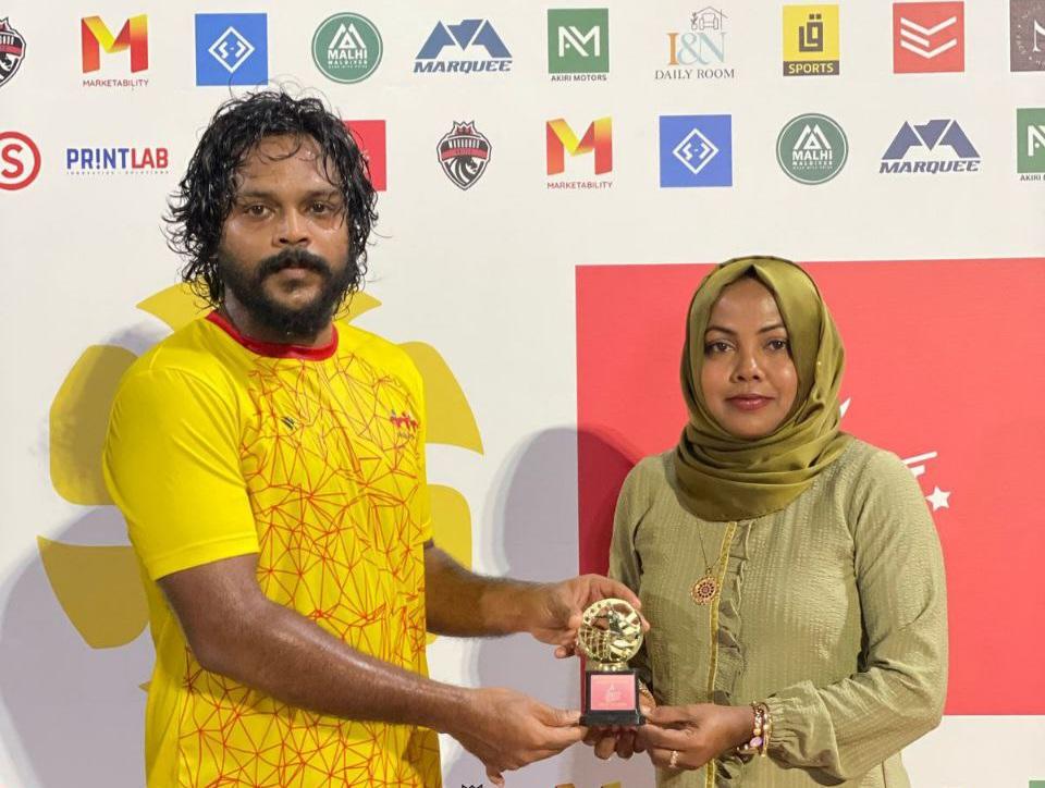 ވާދަވެރި ކުޅުމަކަށްފަހު އެފްސީ ހަބޭސް ބަލިކޮށް ފްރެންޑްސް ކުލަބު ސެމީފައިނަލުން ޖާގަ ހޯދައިފި