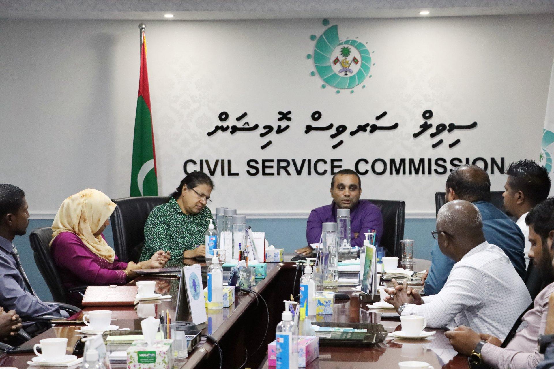 ސިވިލް ސަރވިސް ކޮމިޝަންގެ މެންބަރުކަމަށް ކުރިމަތިލުމުގެ ފުރުޞަތު ހުޅުވާލައިފި