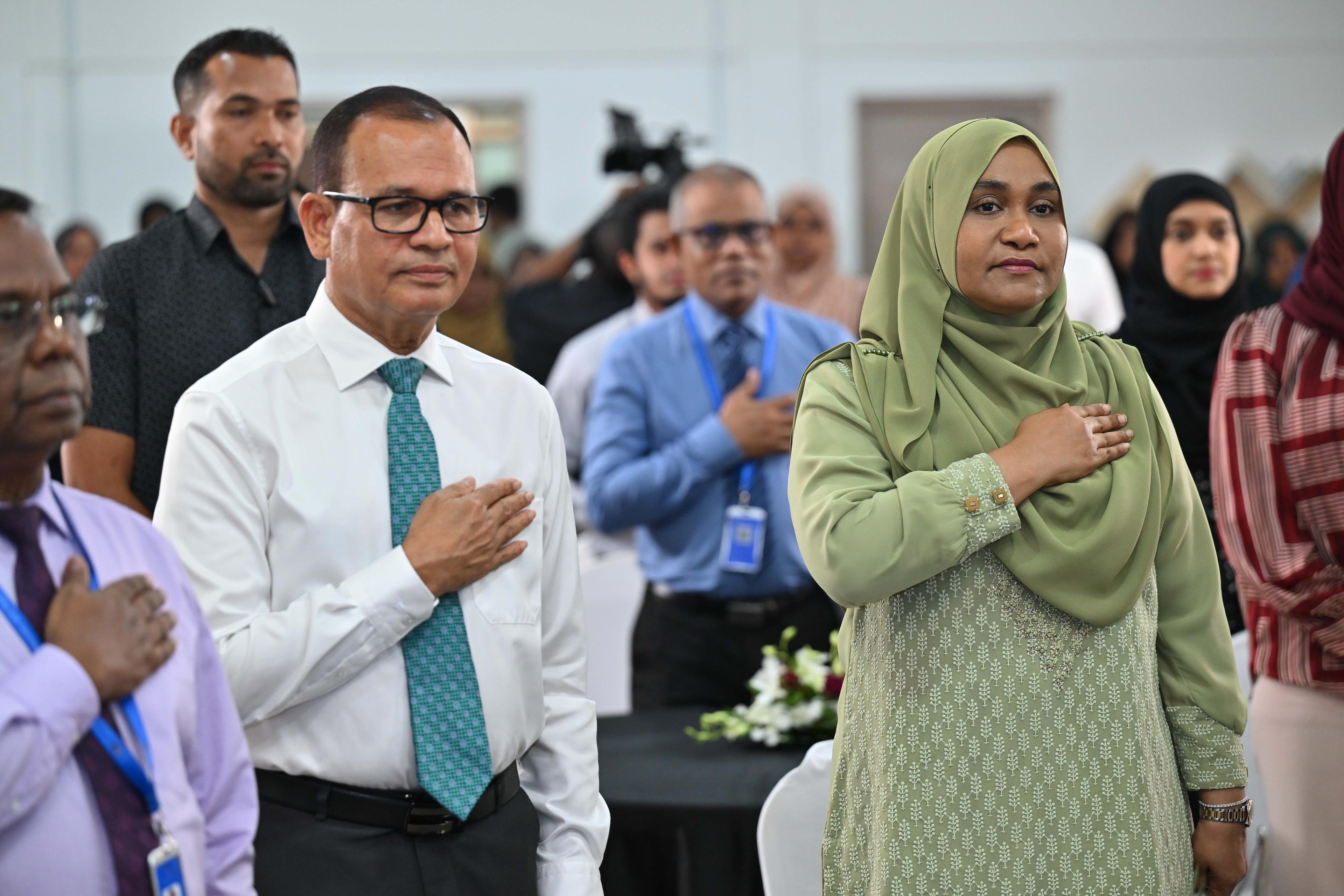 ރަނގަޅު ހެޔޮލަފާ ދަރީންތަކެއް ބިނާކުރެވިގެން މެނުވީ، ރަނގަޅު މުޖުތަމަޢެއް ބިނާކުރެވިގެން ނުދާނެ 