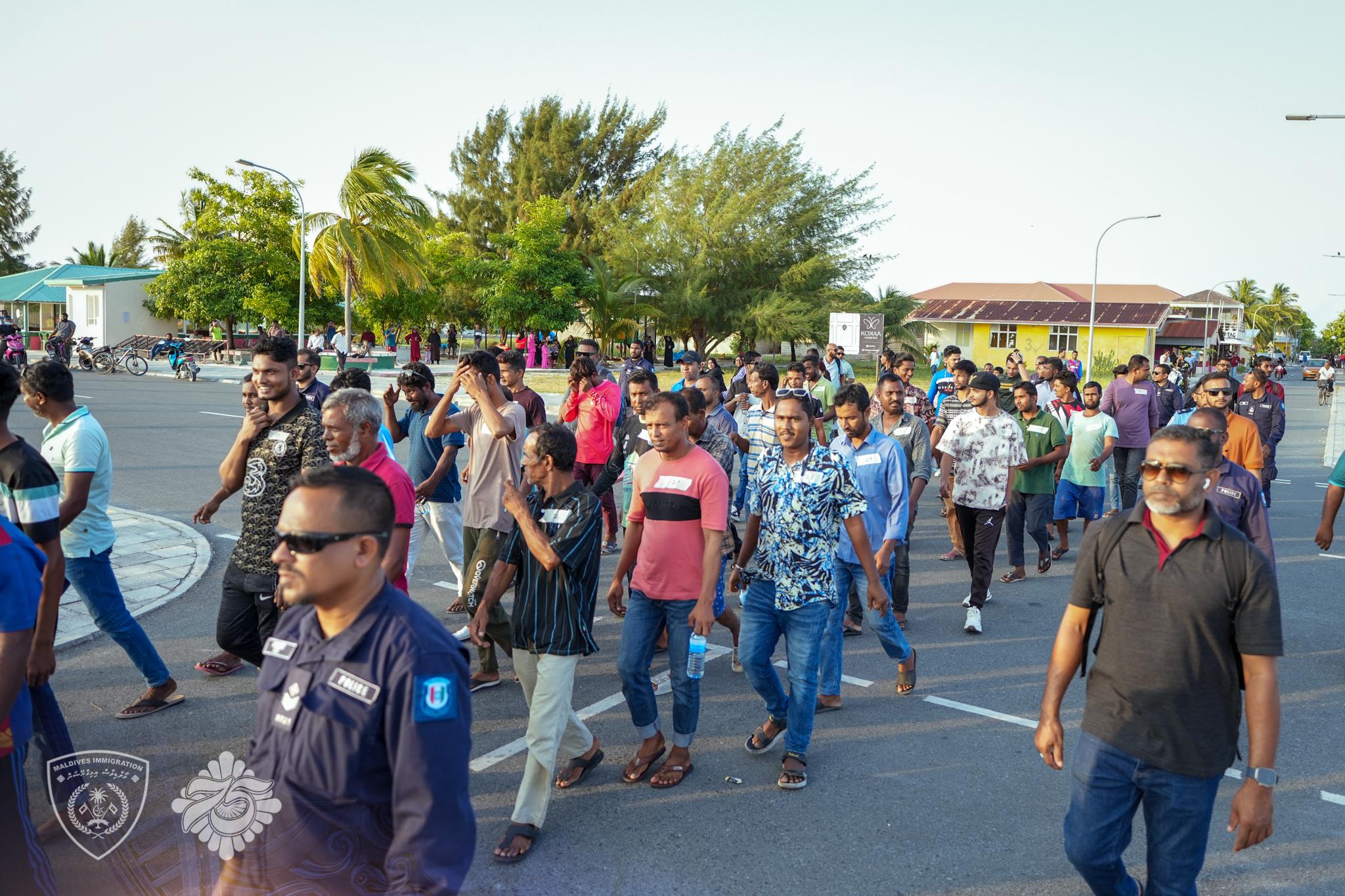 ދުވާފަރުގައި އިމިގްރޭޝަންގެ ބޮޑު ރެއިޑެއް: ގަވާއިދާ ހިލާފަށް އުޅުނު 51 ބިދޭސީއަކު ހައްޔަރަށް!