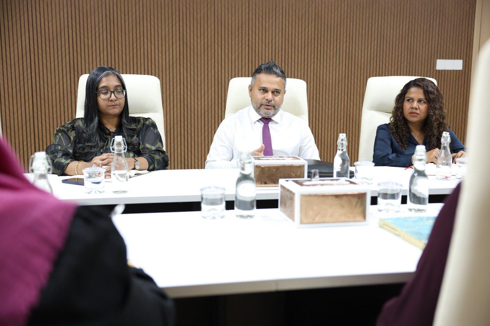  އަންހެނުން މަސްވެރިކަމުގެ ދާއިރާގައި ބާރުވެރިކުރުވުމަށް މަޝްވަރާކޮށްފި