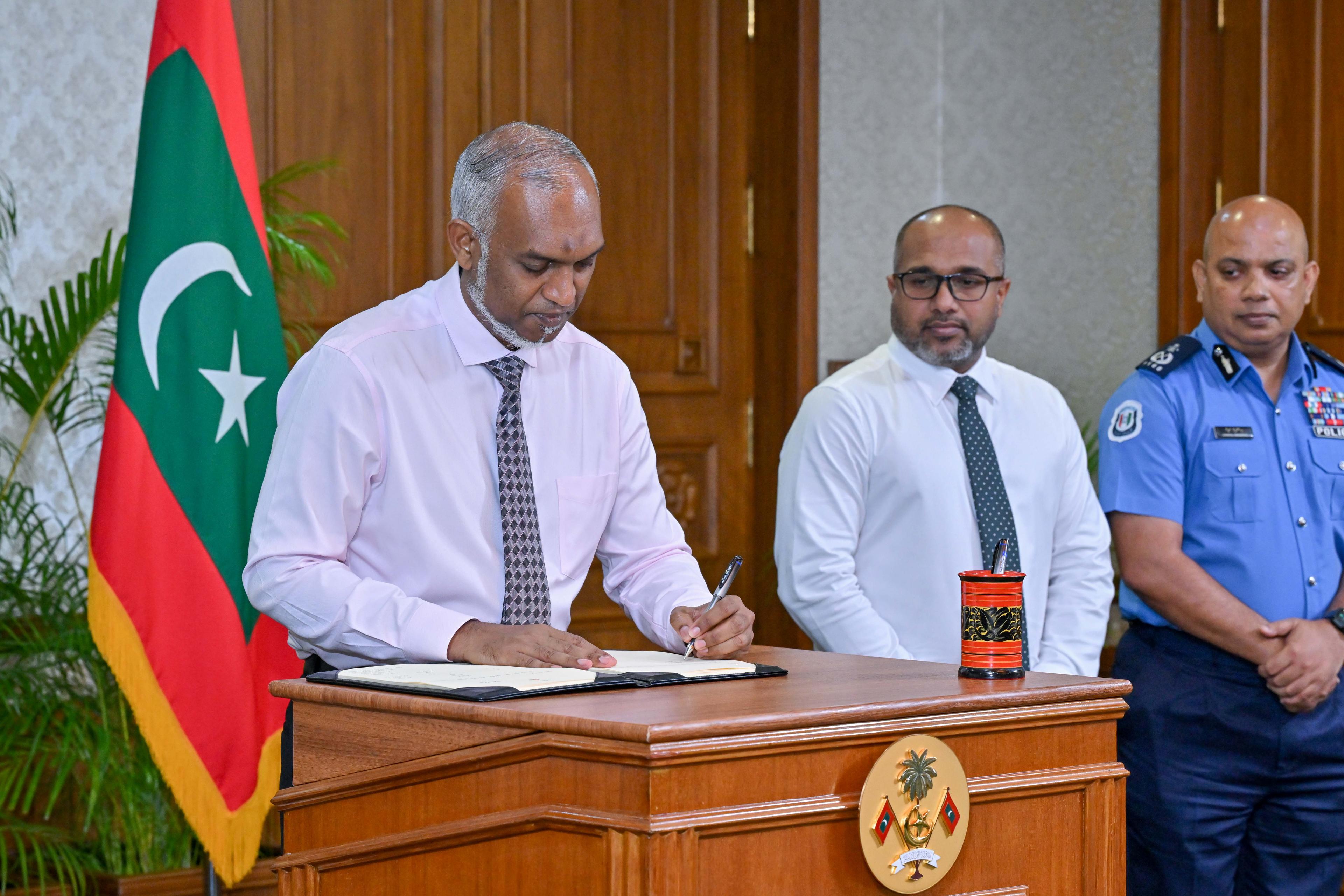 ޤާނޫނު ތަންފީޒުކުރުމުގައި ވަކި ފަރާތެއް އިސްތިސްނާނުވާނެ - ރައީސް