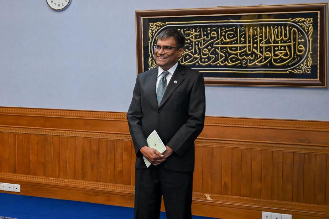 އުއްތަމަ ފަނޑިޔާރު މުއުތަސިމް ރިޓަޔާކުރައްވަން ހުށަހަޅުއްވައިފި