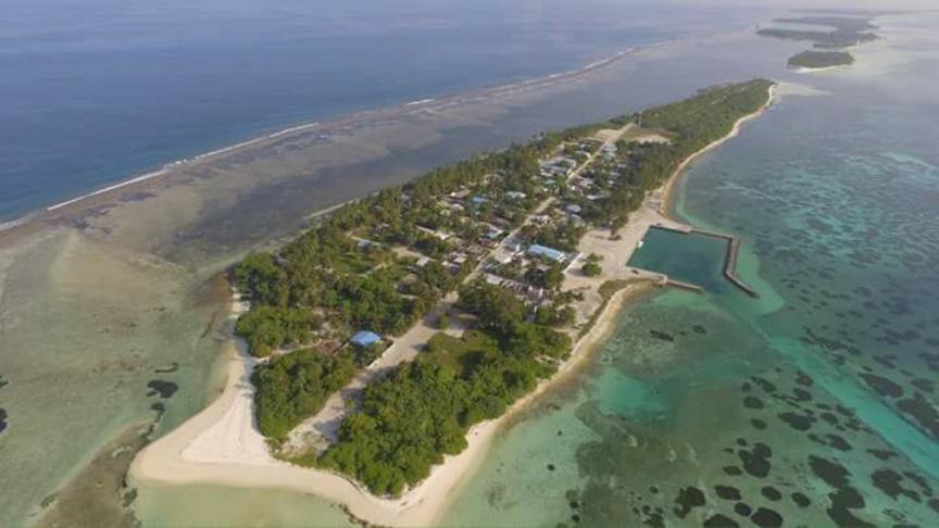 މުންޑޫ ސްކޫލަށް ހާޒިރުނުވާ މުވައްޒަފެއްގެ ނަމުގައި މުސާރަ ނަގި މައްސަލައެއްގައި ކުރީގެ ޑެޕިއުޓީ ޕްރިންސިޕަލްއަށް ދައުވާކުރަނީ