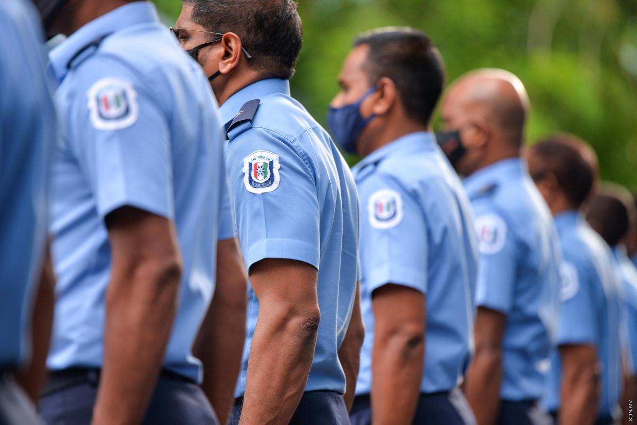 ނޫސްވެރިންގެ ވާޖިބު އަދާކުރެވޭނެ ރައްކާތެރި މާހައުލެއް ގާއިމުކުރުމަށް އެއްބާރުލުން ދޭނަން - ފުލުހުން
