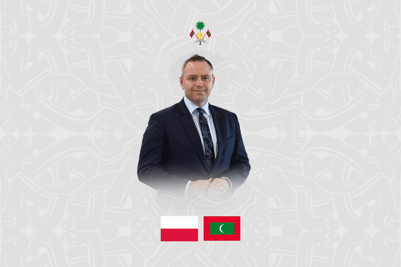 ޕޮލެންޑްގެ އިންތިޚާބީ ރައީސަށް ރައީސް މުއިއްޒު ތަހުނިޔާ ފޮނުއްވައިފި