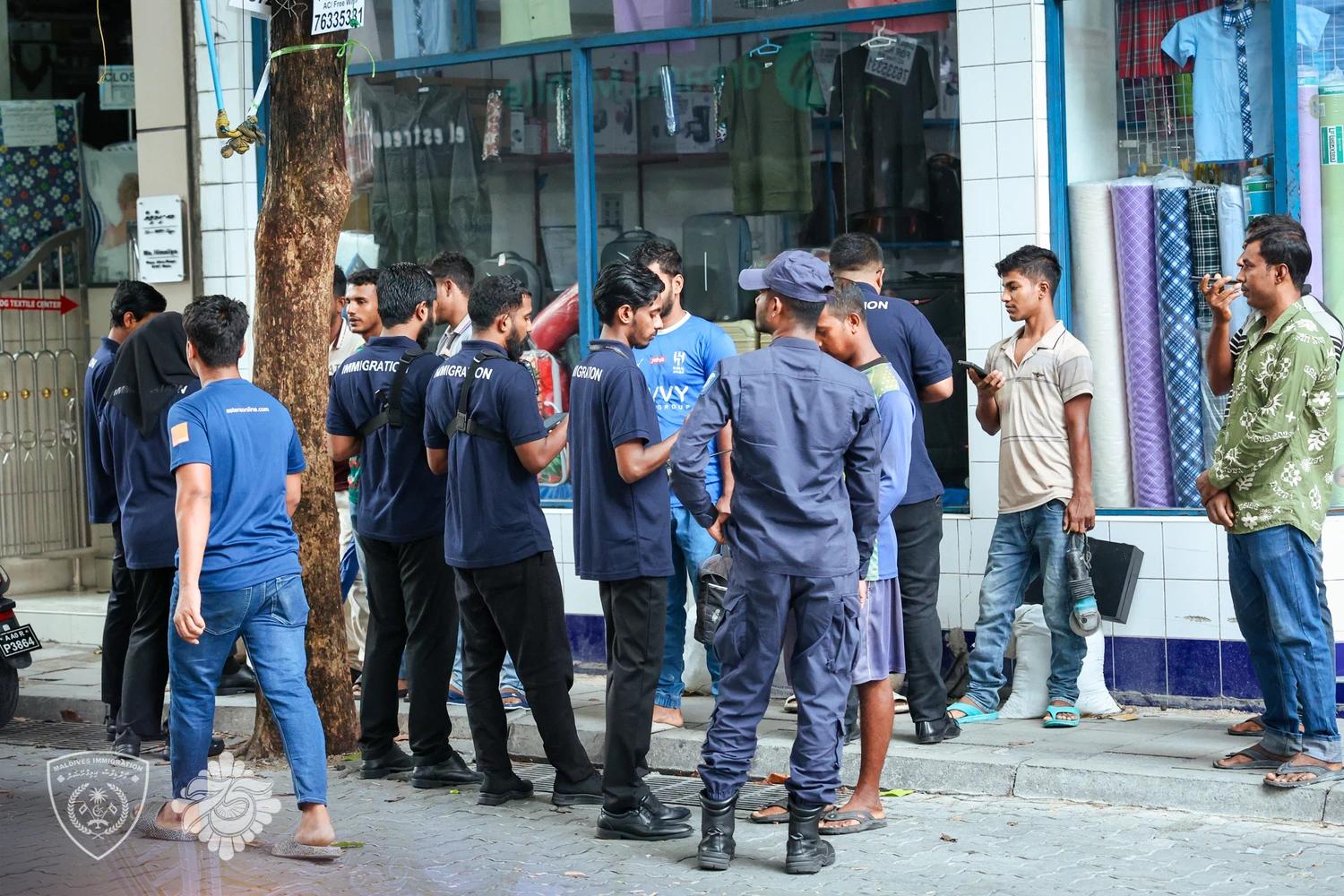 ދެ ސަރަހައްދެއް ބަލާފާސްކޮށް، ޤަވާއިދާ ޚިލާފަށް އުޅެމުންދިޔަ 35 ބިދޭސީން ހައްޔަރުކޮށްފި