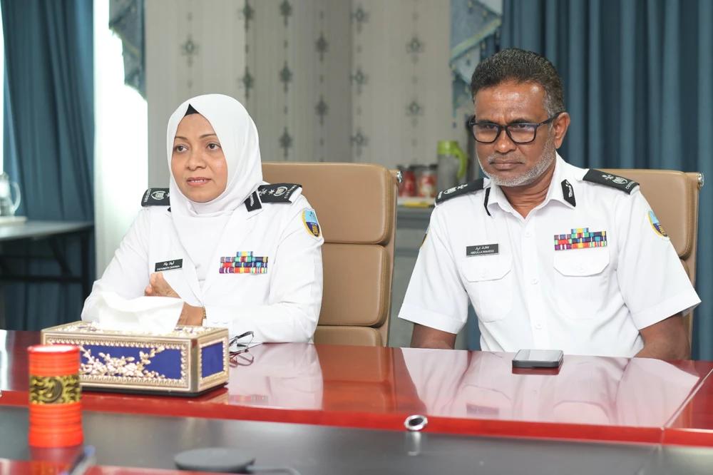 ކަސްޓަމްސްގެ އަހަރީ ދުވަހާ ގުޅިގެން ޚާއްސަ އެހީއަށް ބޭނުންވާ މީހުންގެ މަރުކަޒަށް އެހީތެރިކަން ފޯރުކޮށްދެނީ