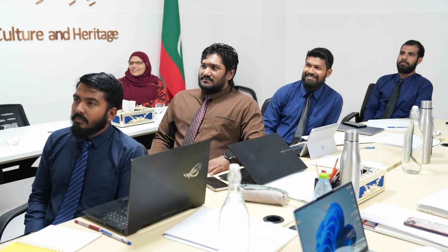 ދިވެހިޤައުމިއްޔަތުގެ އިސްވާރުން ހިންގާ "ކަޅުއޮށްފުންމި ފަށަން" ޕްރޮގްރާމް އިފްތިތާހްކޮށްފި