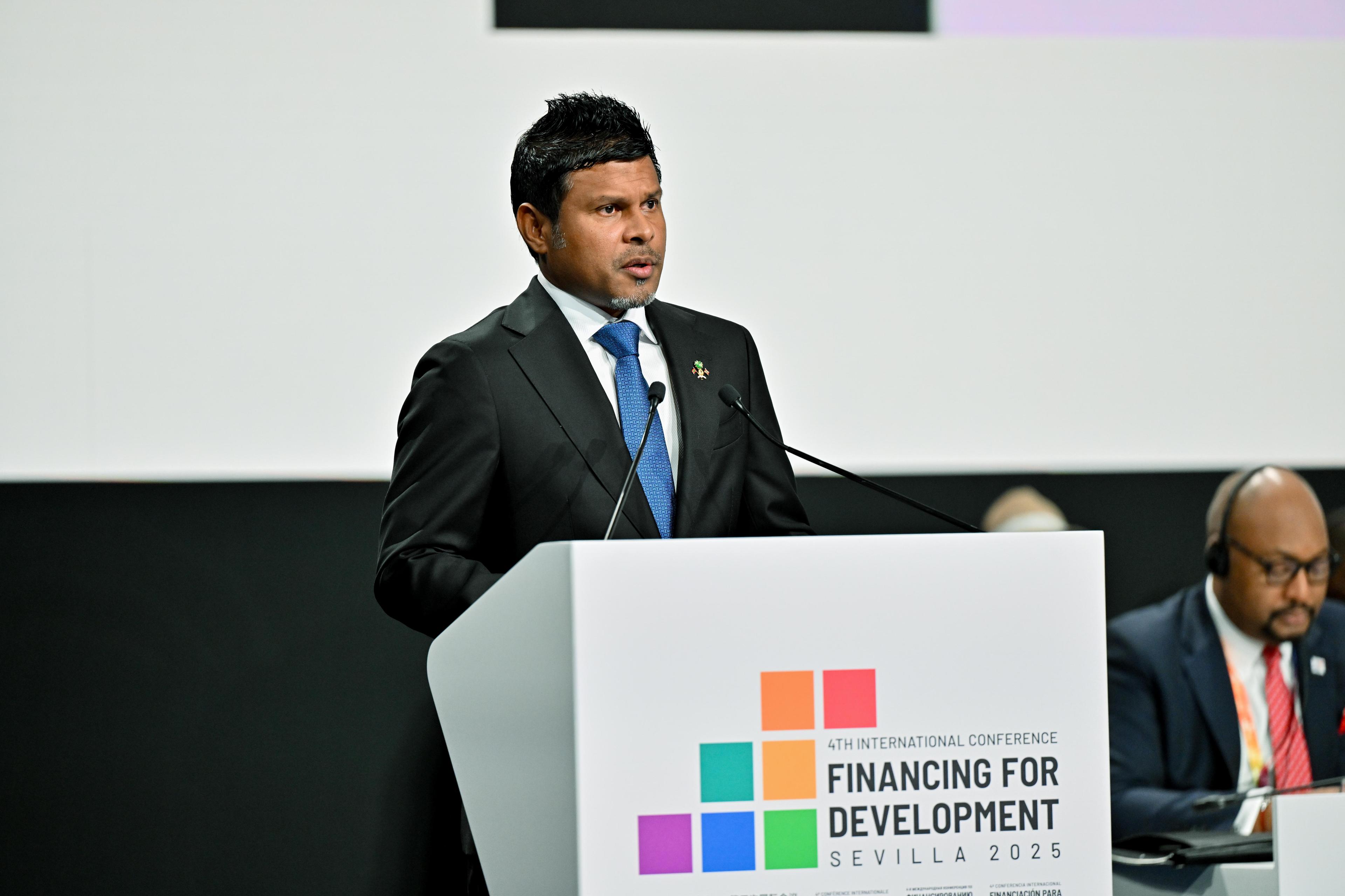 ބައިނަލްއަޤުވާމީ މާލީ ނިޒާމުގެ އޮނިގަނޑަށް އަސާސީ އިޞްލާޙުތައް ގެނައުން މުހިންމު - ނައިބު
