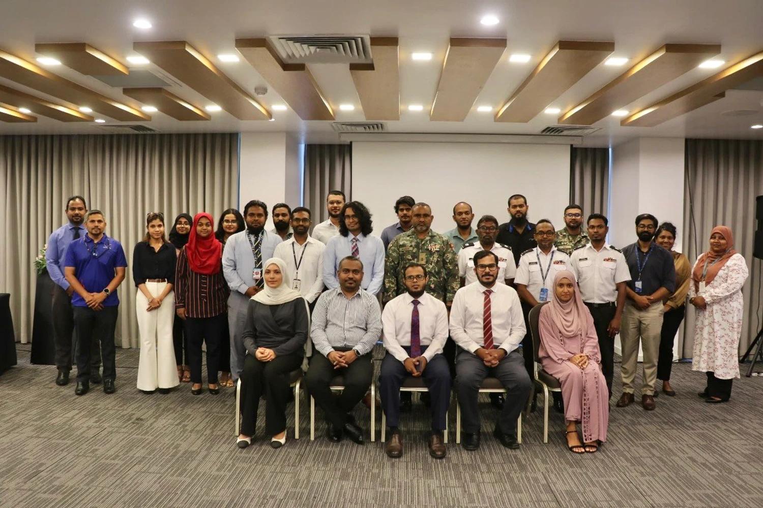ގްރީންހައުސް ގޭސްގެ ދުމުގެ މިންވަރު އަންދާޒާކުރުމުގެ ތަމްރީނު ވޯކްޝޮޕެއް ބާއްވައިފި
