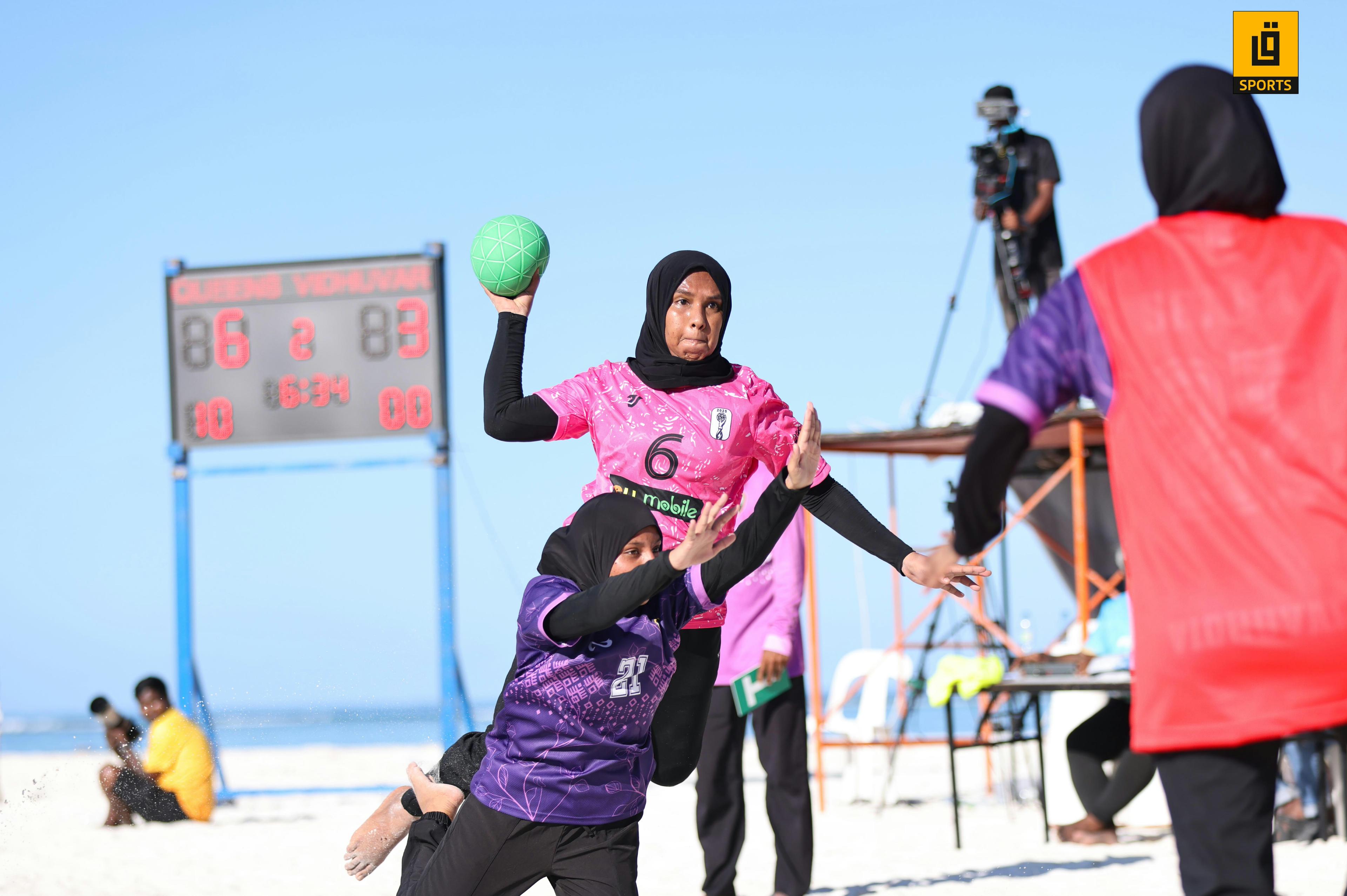 ފުރަތަމަ މެޗުގައި ވިދުވަރު އެސްސީ އަތުން ކުއީންސްއަށް ފަސޭހަ މޮޅެއް