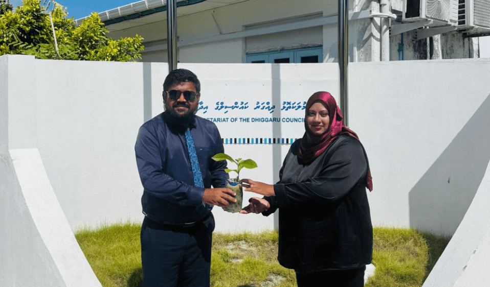 5 މިލިއަން ގަސް އިންދުމުގެ ޕްރޮގްރާމްގެ ދަށުން މ އަދި ރ. އަތޮޅުގައި ގަސް އިންދުމުގެ ޙަރަކާތްތަކެއް!