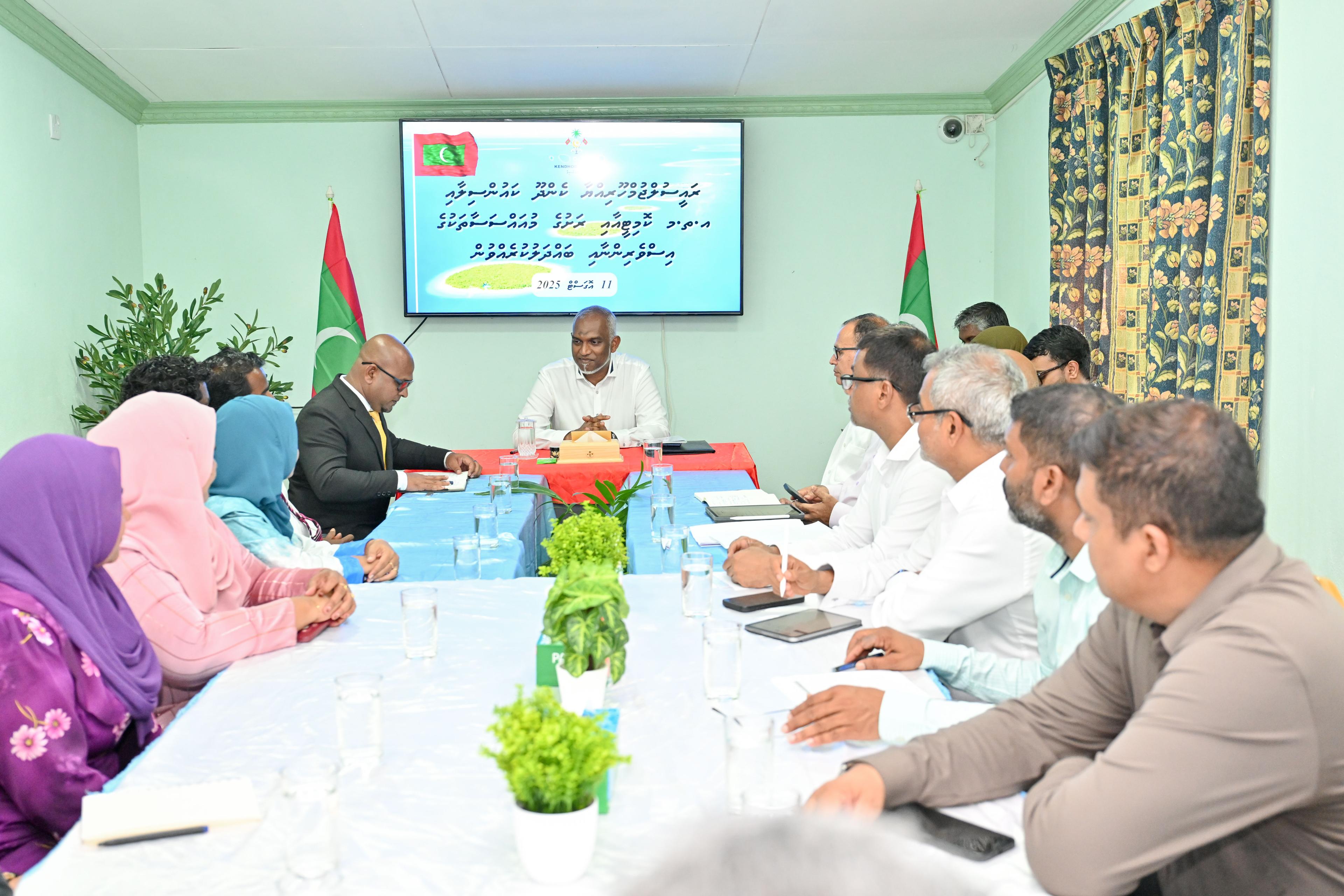 ކެންދޫ ކައުންސިލުންވެސް އެދުނީ ރަށުގެ ގުދުރަތީ ރީތިކަން ނުގެއްލޭނެހެން މަގުތައް ހެދުމަށް!