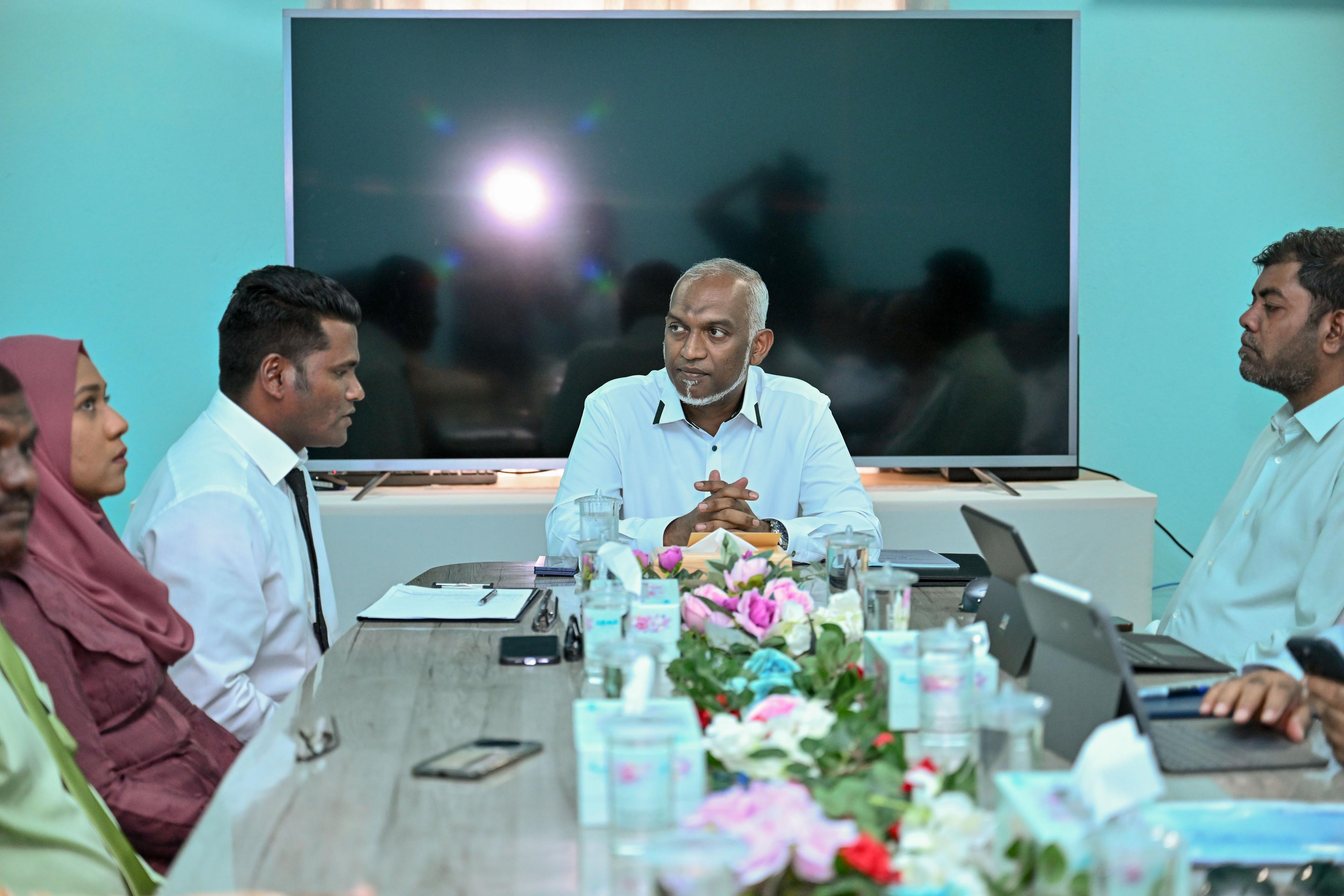  ބޯހިޔާވަހިކަމަށް އަމާޒުކޮށް ހިތާދޫގައި ފުރުސަތުތައް ގާއިމުކޮށްދެއްވުމަށް ރައީސްގެ އަރިހު އެދެފި
