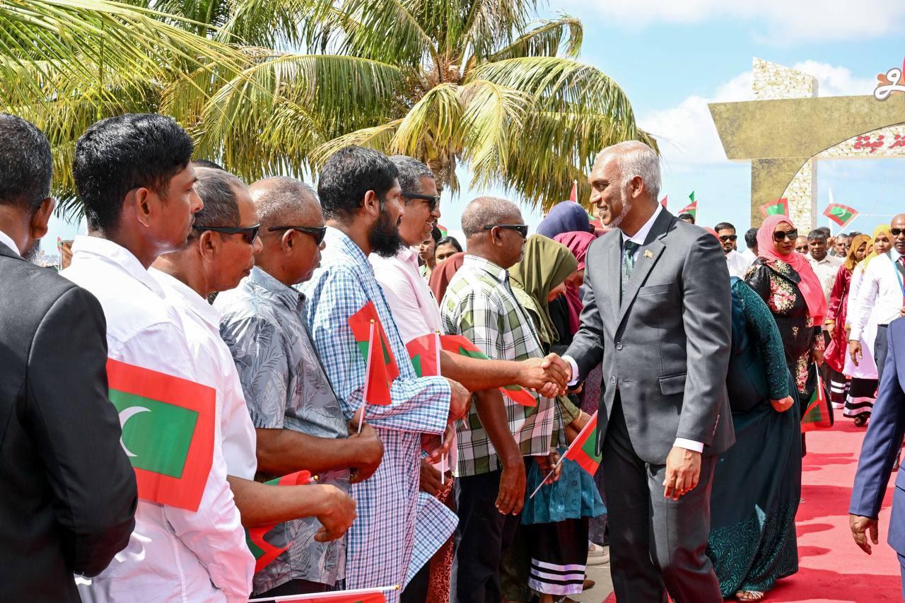 ރައީސް މުއިއްޒު ހދ ގެ ރަށްތަކަށް!