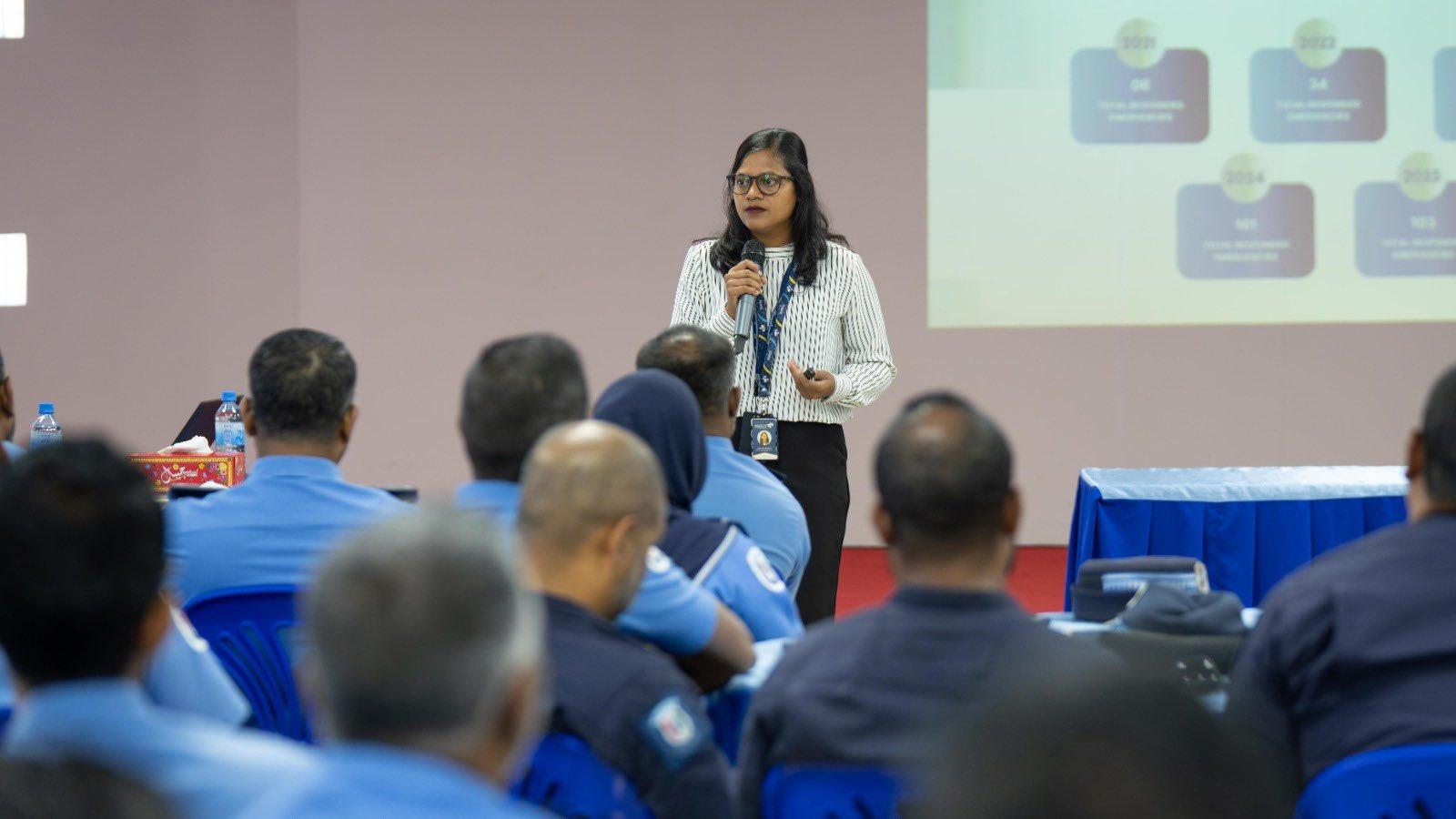 ވީއައިއޭގެ ފުލް-ސްކޭލް އެމަޖެންސީ އެކްސަސައިޒްއާ ގުޅޭ ތަމްރީން ޕްރޮގްރާމެއް ފުލުހުންނަށް ހިންގައިފި