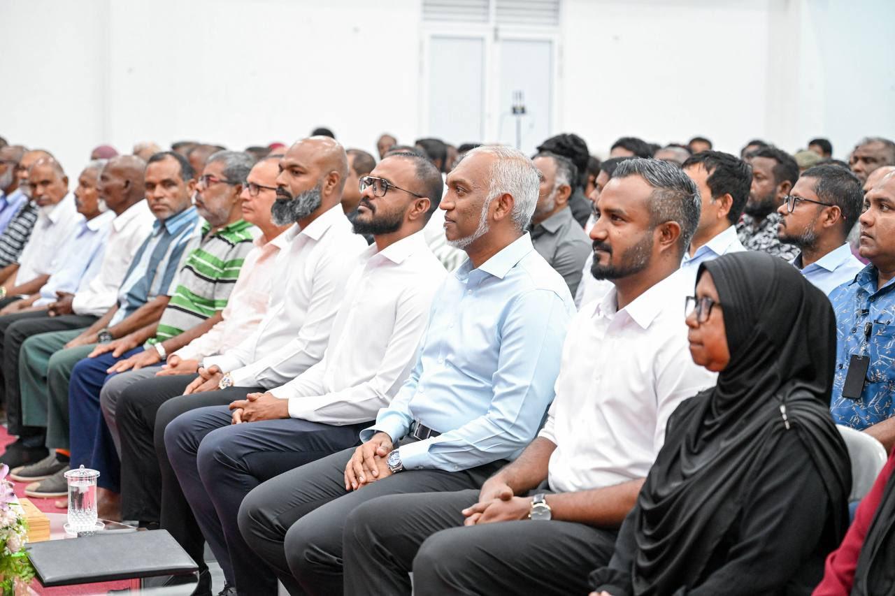 ކޮމަންވެލްތު މުބާރާތަށް ކުޅުދުއްފުށީގައި ތަރައްޤީކުރަނީ ބީޗް ހޭންޑްބޯލް ސްޓޭޑިއަމެއް، 500 މީހުންނަށް މެޗުބަލަން ތިބެވޭނެ - ރައީސް