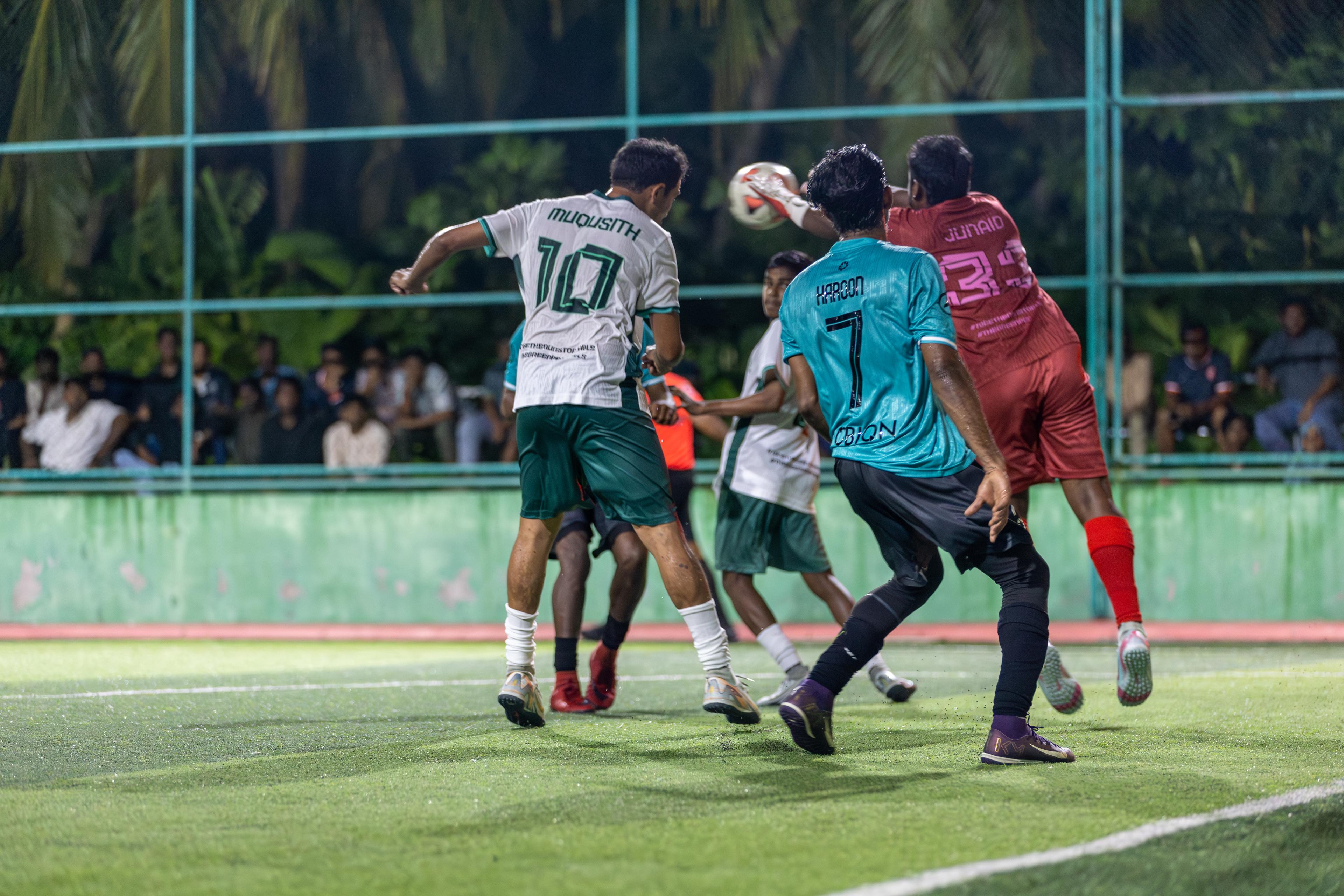 ވާދަވެރި ކުޅުމަކަށްފަހު  ގުޅުން ކަންމަތިން ރުއްދަށް އެސްސީ ބަލިކޮށްފި