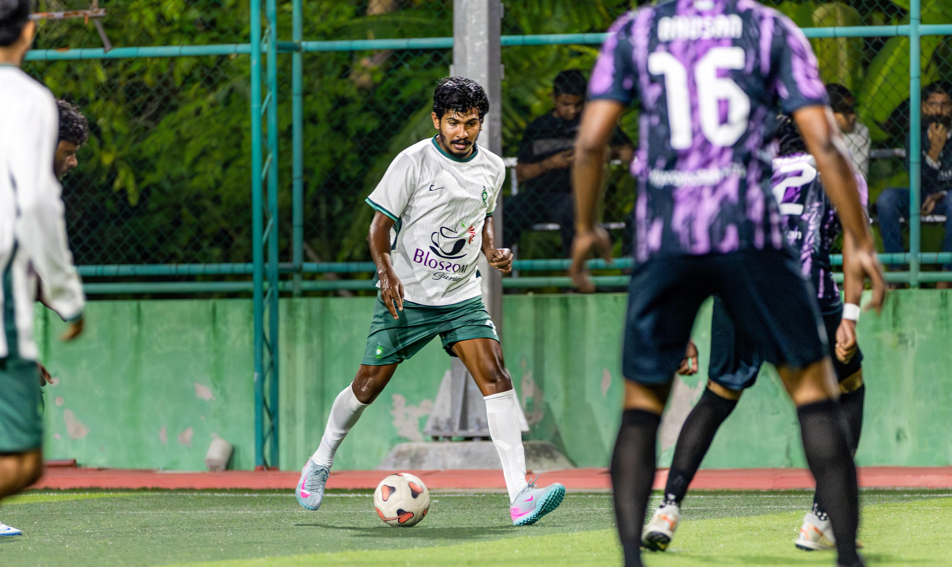 އިފްހާމްގެ ހަތަރު ލަނޑާއެކު ގުޅުން ކަންމަތިން އައްކަން ކޮޅަށް 12 ލަނޑުޖަހައިފި