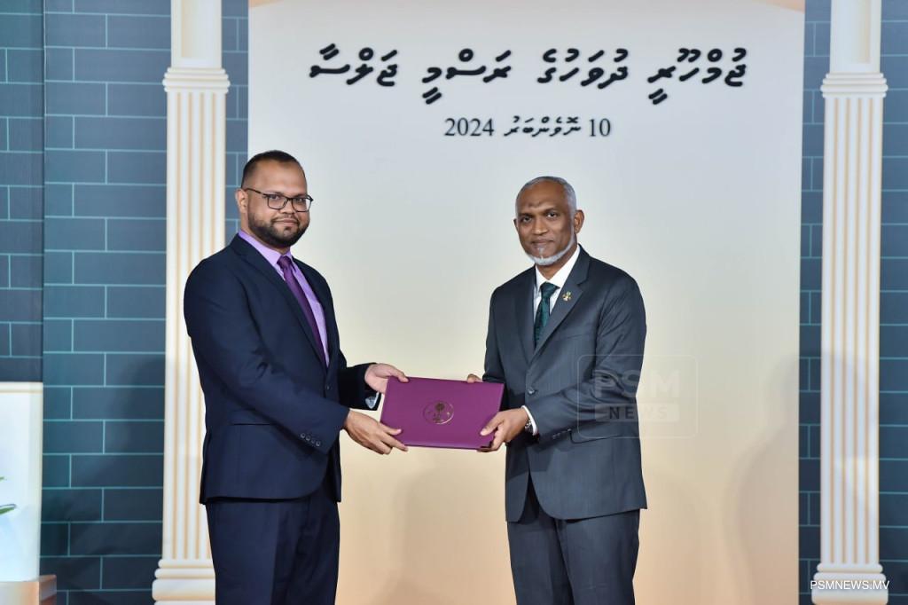 މަތީ ދަރަޖަ ހޯދާ ފަރާތްތަކަށް ރައީސުލްޖުމްހޫރިއްޔާ ދެއްވާ ޚާއްޞަ އިނާމަށް ނަން ހުށަހެޅުމުގެ ފުރުސަތު ހުޅުއްވައިލައްވައިފި