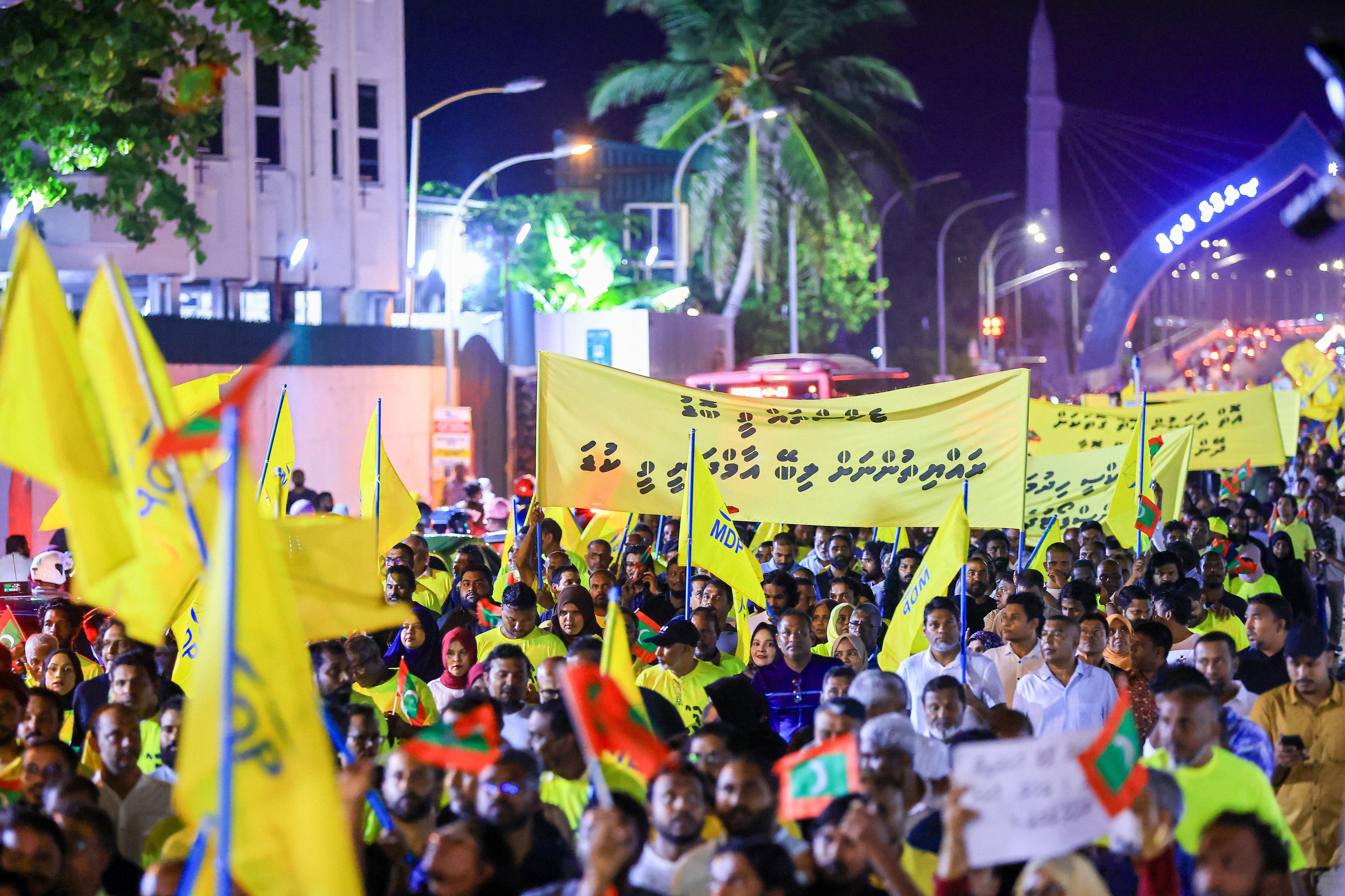 އޮކްޓޯބަރު ތިނެއްގައި އެމްޑީޕީއިން ބޮޑު މުޒާހަރާއަކަށް ނުކުންނަނީ